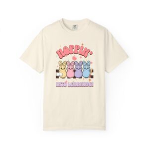 Hoppin’ Into Learning Easter Shirt – Pastel Bunnies with School Supplies – Perfect Gift for Teachers, Students & School Staff